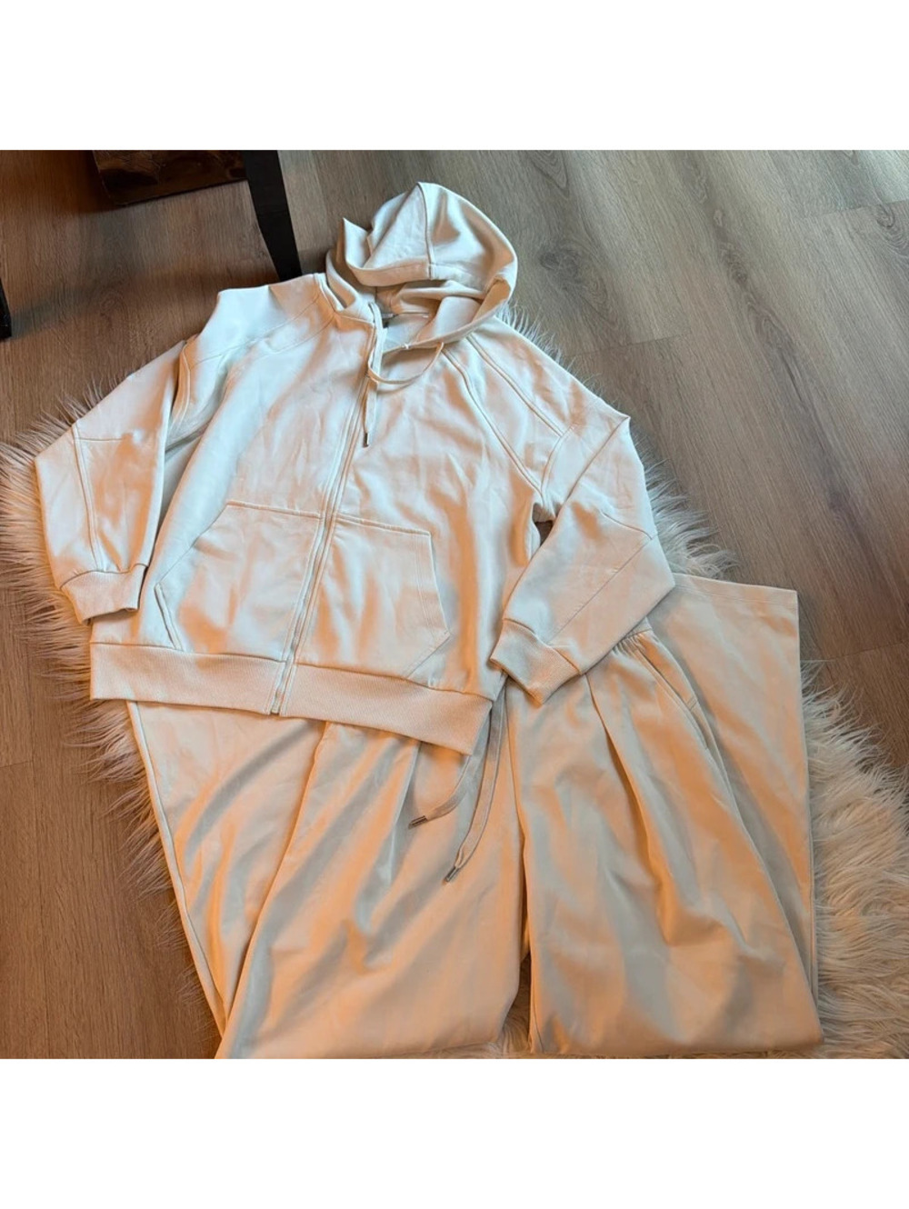 Stretch your Story cream set size S